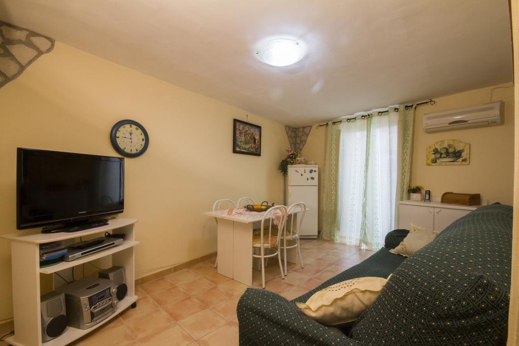 Alfa Quadro Bed and Breakfast Agrigento Buitenkant foto